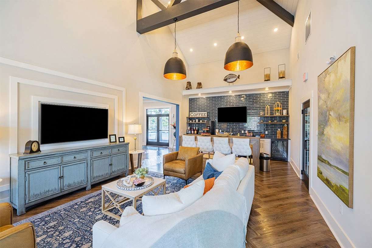 Atlantic Breeze Apartments