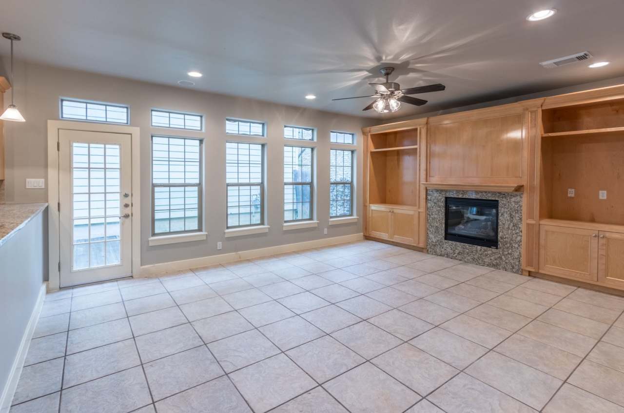 UT PRE-LEASE : 6 Bed / 3 Bath - Spacious bedrooms, North of UT