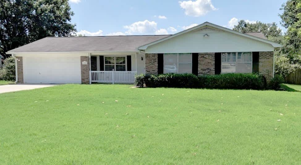 Desirable SE Huntsville