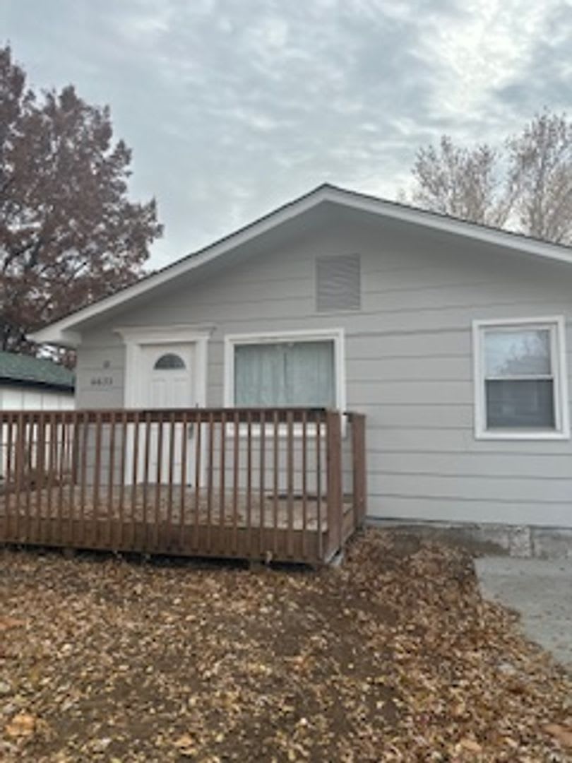 Welcome Home! Beautiful 4 Bedroom 2 Bath Home in Kansas City, MO