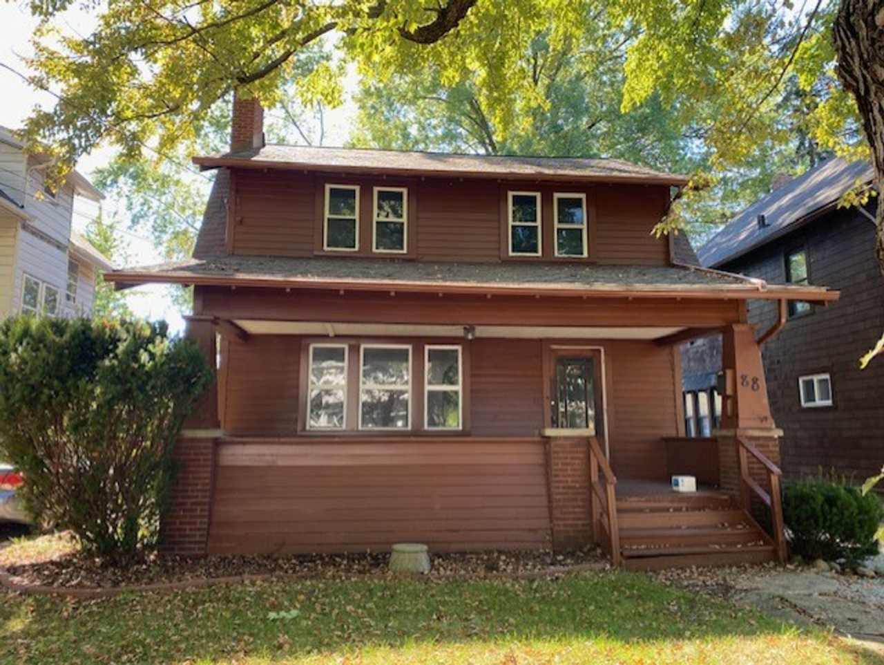 Classic 1929 Beauty—Updated Systems, Cozy Porch Vibes