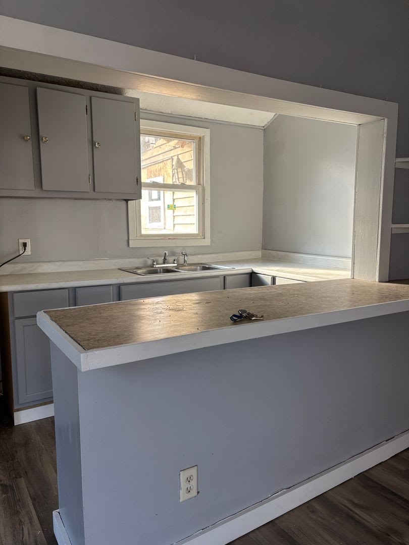 2 Bedroom 1 Bath (Duplex)