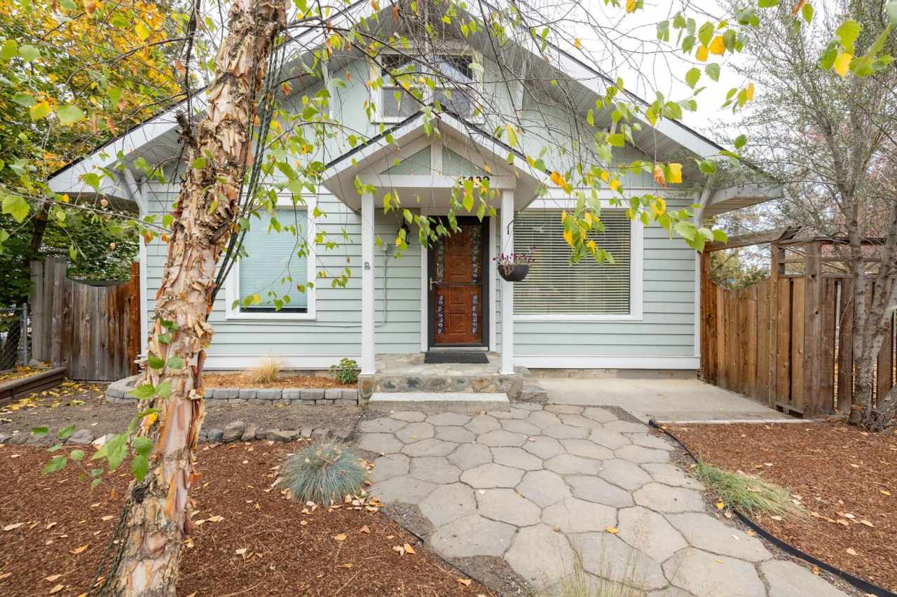 Charming 3-bedroom, 2-bathroom home located in the beautiful city of Spokane
