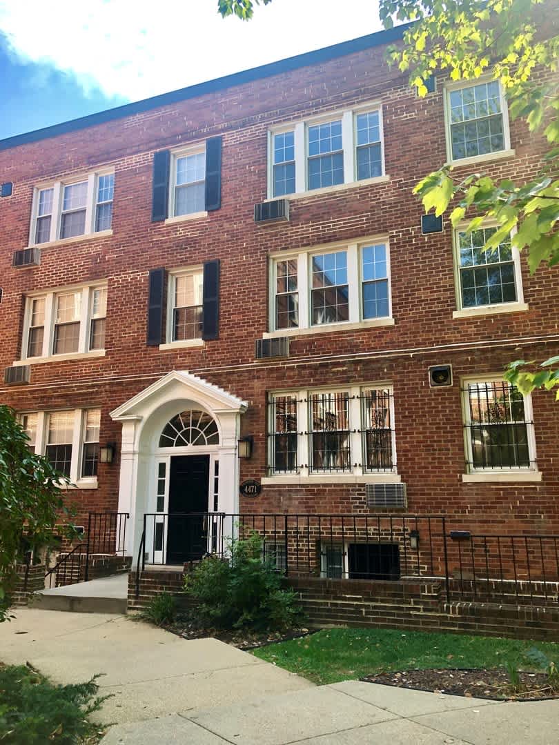 Large One Bedroom with Renovated Kitchen, Off Street Parking Included, Separate Office Space!