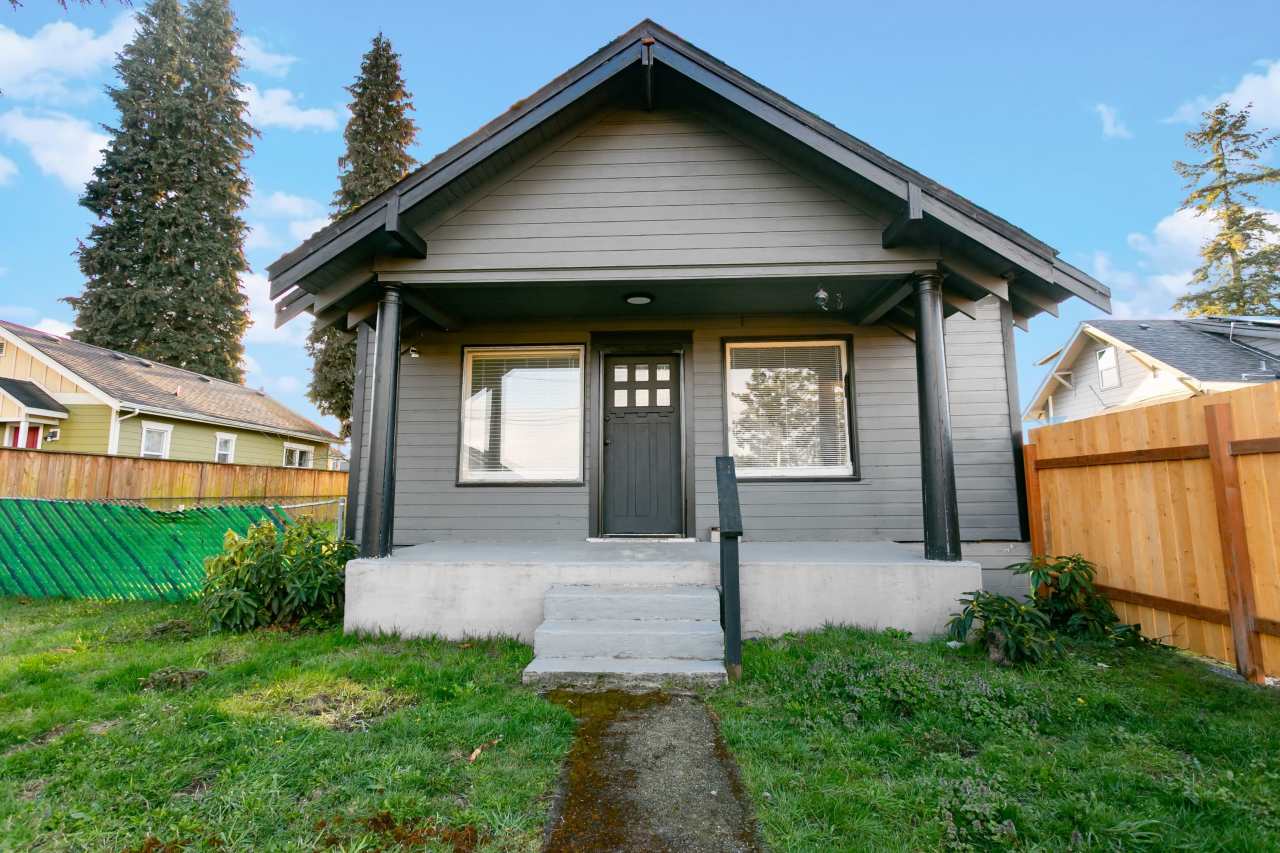 3331 South Alaska Street - 1