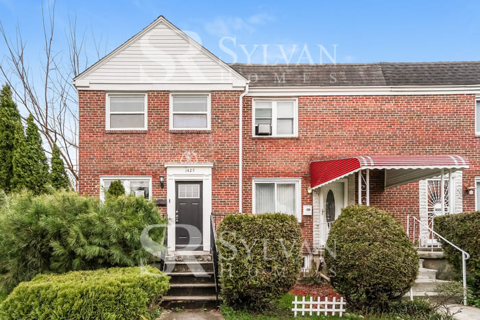 1425 Dartmouth Avenue