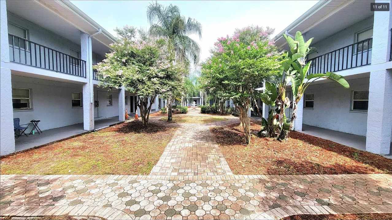 Cozy 2/1 Apartment, Move in Ready, Move in Special!