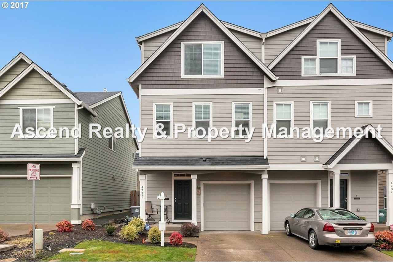 **Move In Special** Heart of Hillsboro HiTech 3 Bed Townhome Attached Garage 1 Small Pet w/Pet Rent