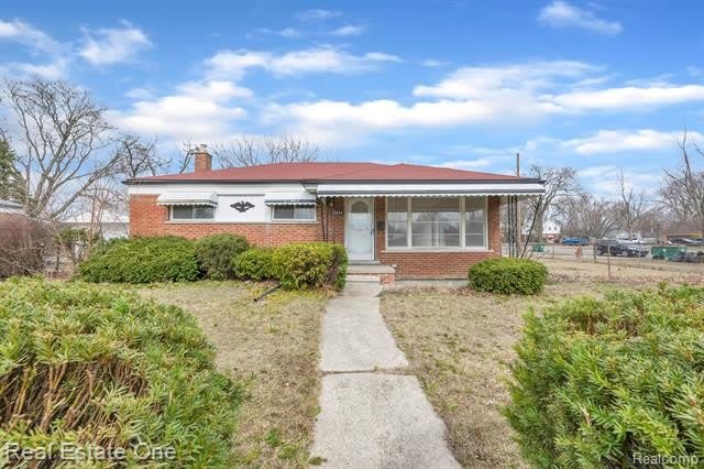 27418 Maplewood Street
