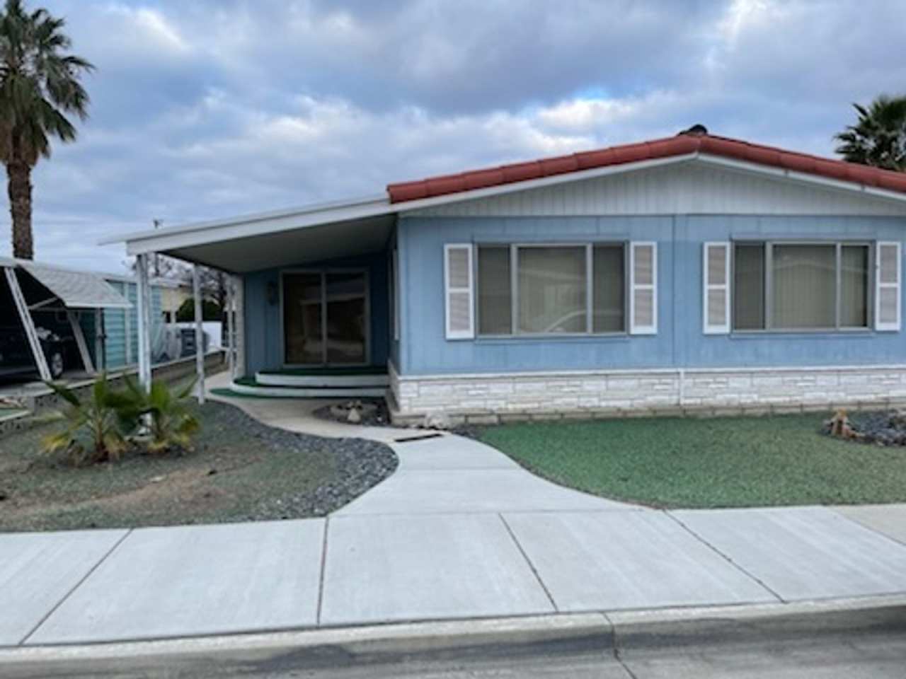 2 Bedroom 2 Bath Remodeled Mobile Home 55+ - $500 off the 1st month's rent - Available now!
