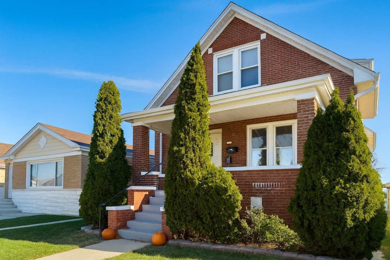 2839 N Newland Avenue unit: 2