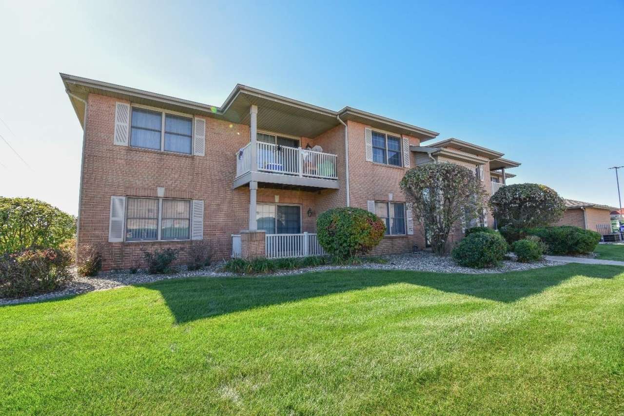 9735 Wildwood Court unit: 1A