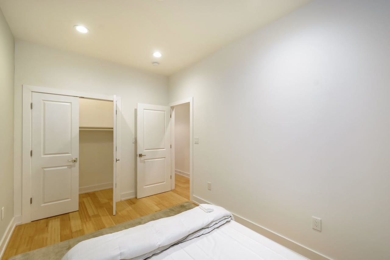 33 S. 11th Street