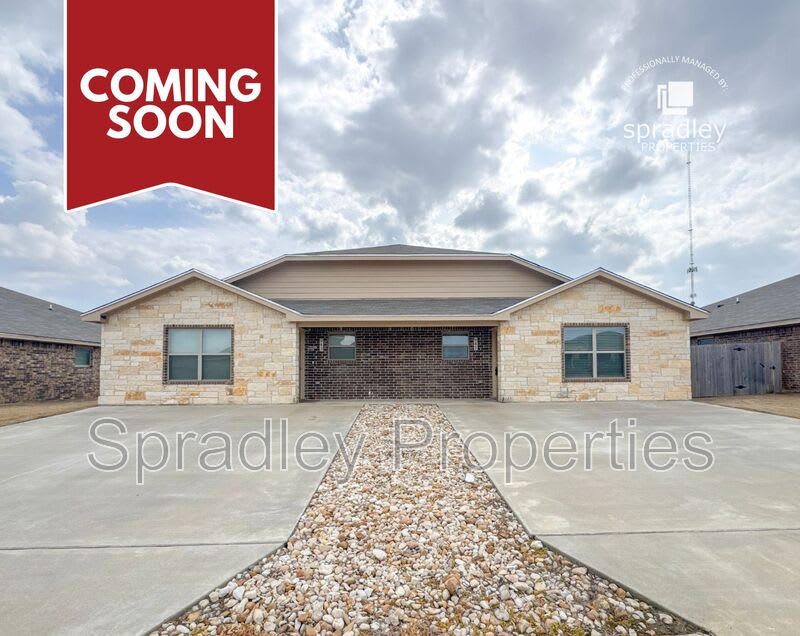 1005 Laila Ln