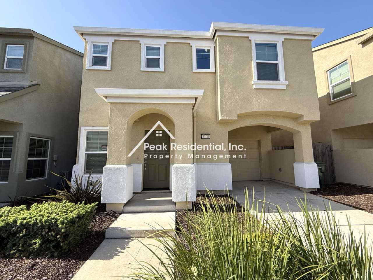 3-bedroom in gated community near Hwy 99.