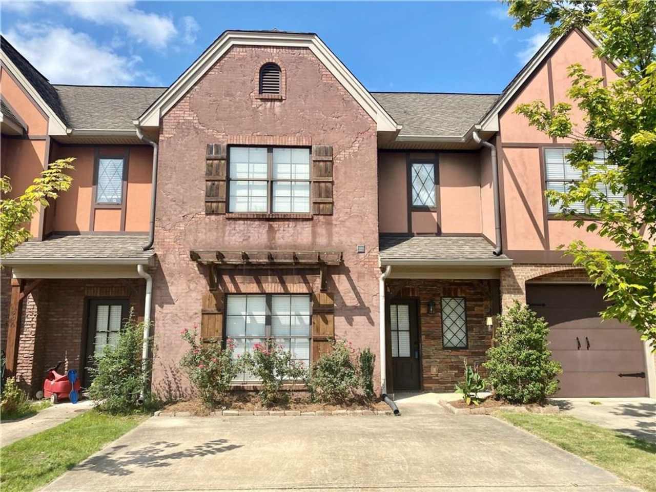 1994 Stephanie Court