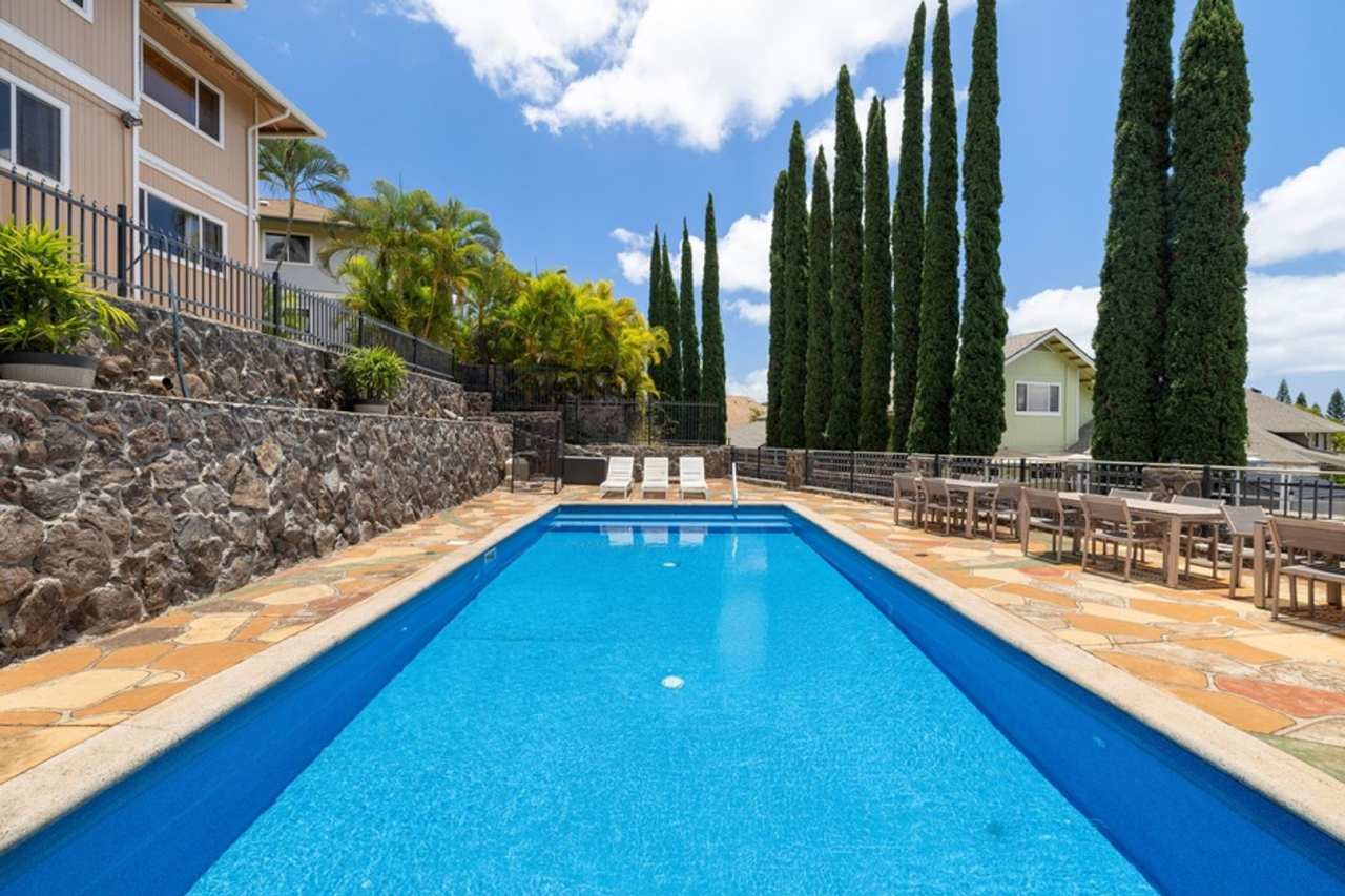 Lux Makakilo Hale: 5BR Retreat w/ AC, Private Pool  Ocean Views