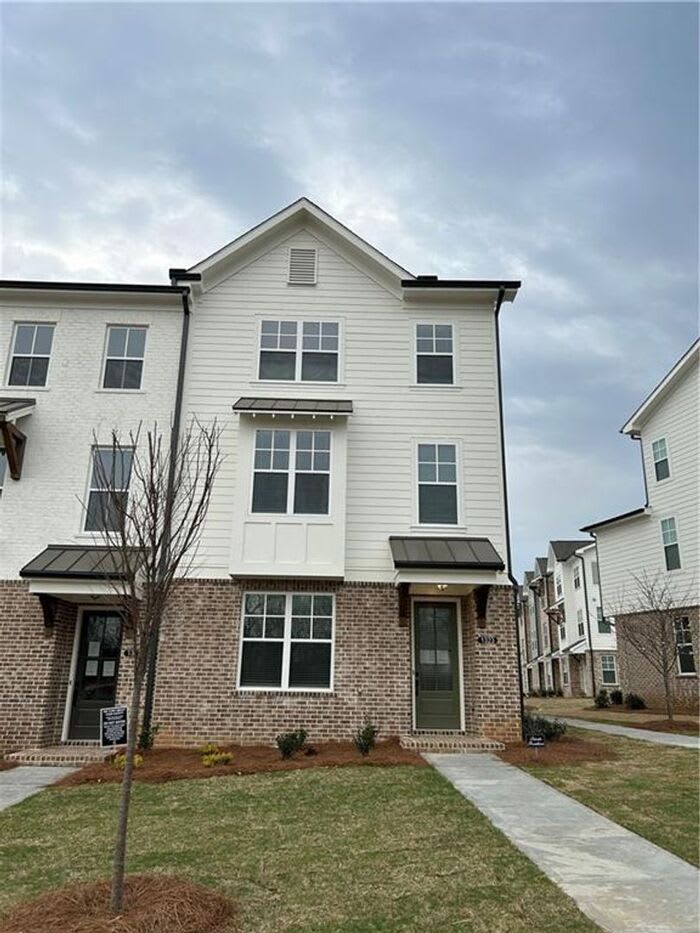 1323 Harvest Park Lane