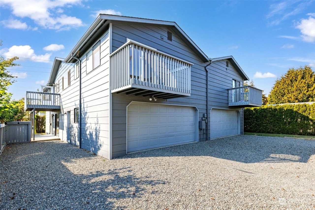 Amazing 3 bed with option for 4th bedroom in duplex