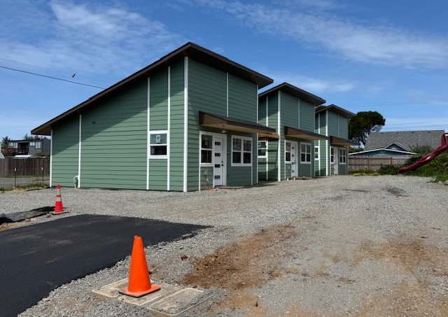 580 Childs Avenue - C