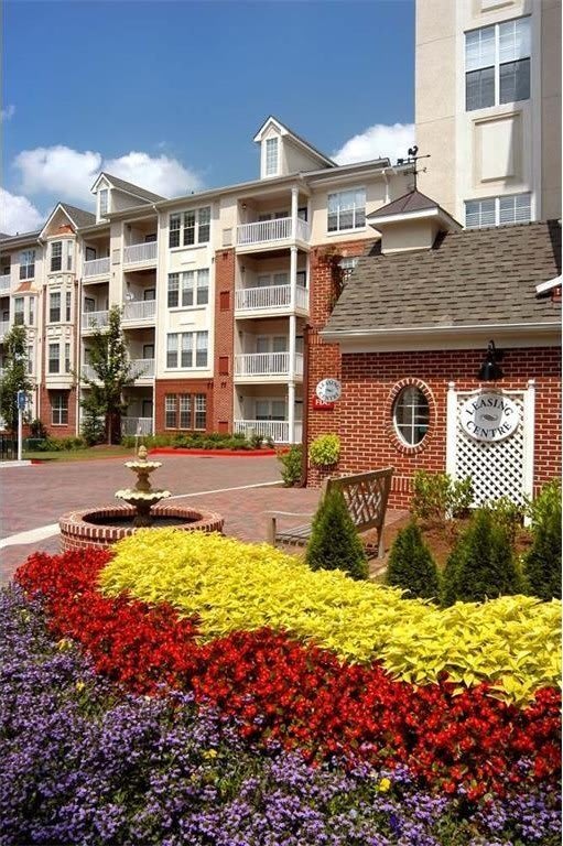 1222 Westchester Ridge NE