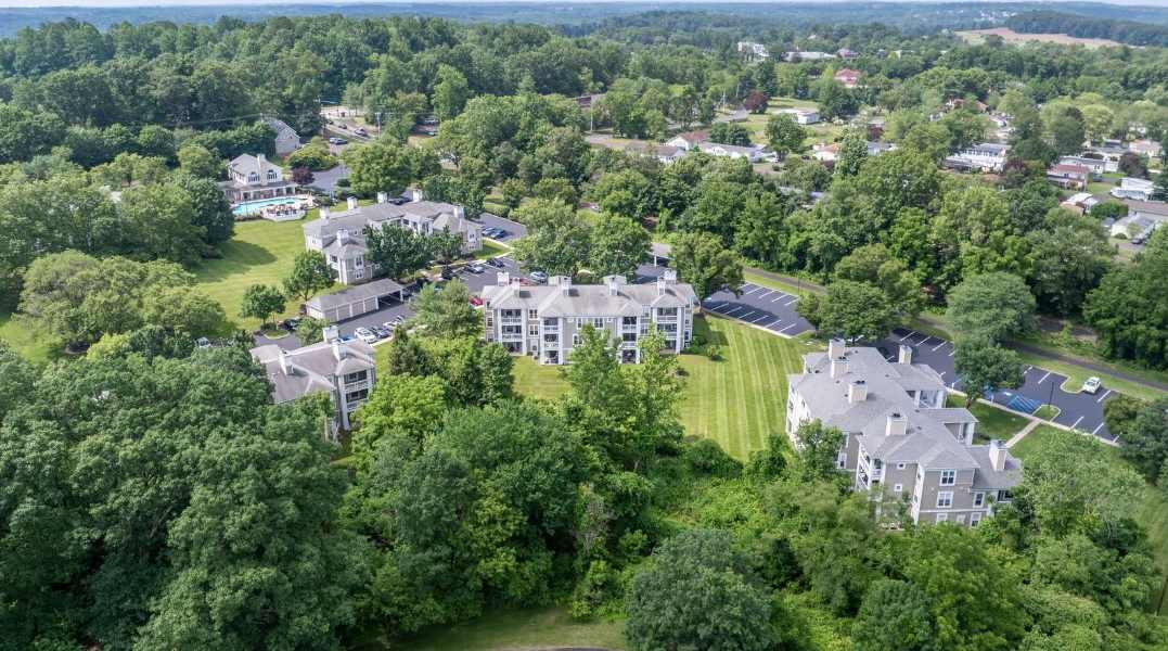 Stonington Farm Apartments