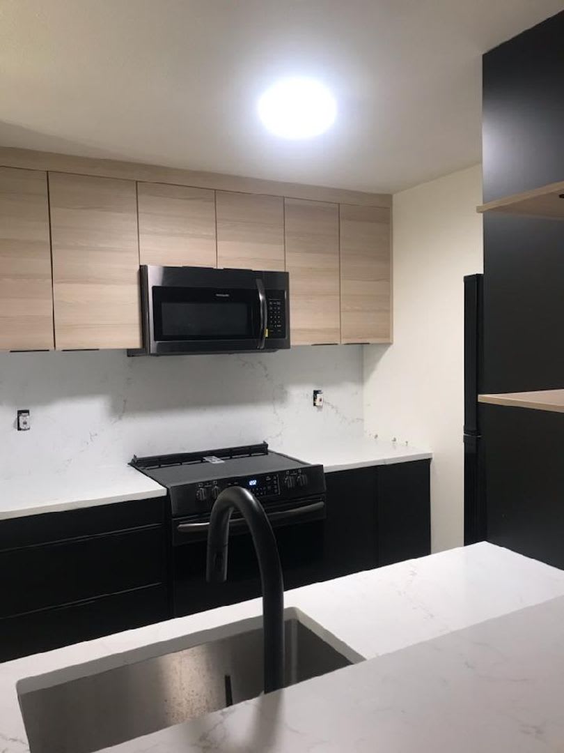 Remodeled Condo next to pool, park and golf course