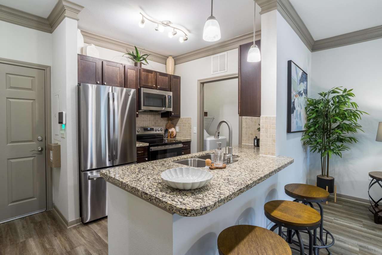 Avenues at Tuscan Lakes