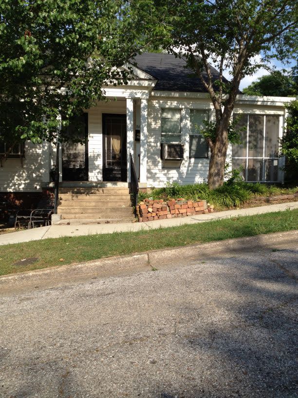 619 Lapsley Avenue- **MOVE IN SPECIAL**