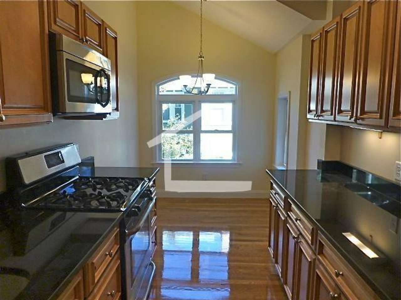 Nice Penthouse unit Brookline