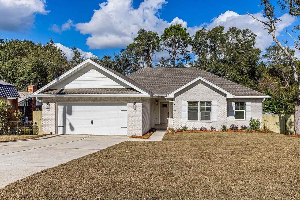 Updated 4 Bedroom in Niceville!