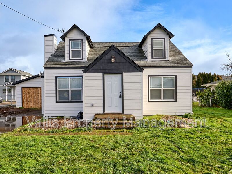 415 South 11th Street