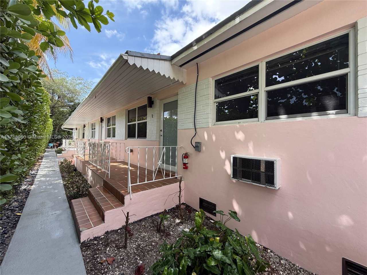 424 Northeast 64th Street