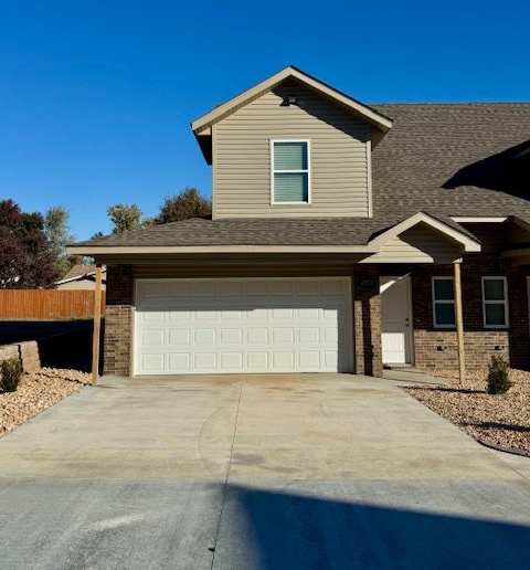 2811 W Mockingbird Ln