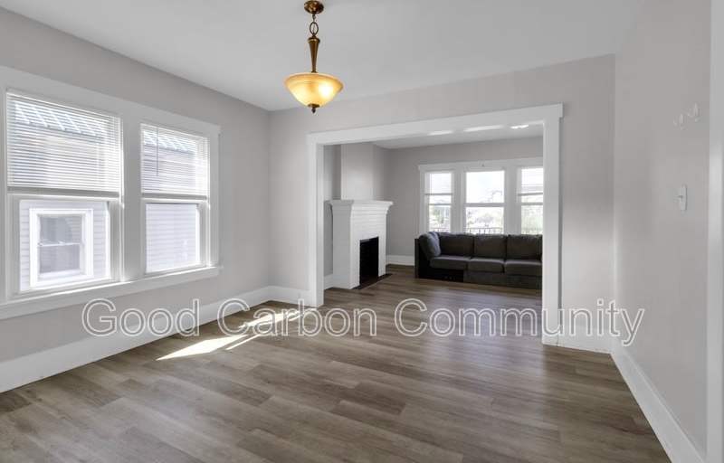 2273 Delaware Avenue