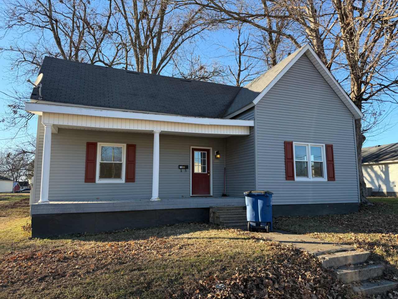 3 Bed 2 Bath home in the Heart of Martin, TN!