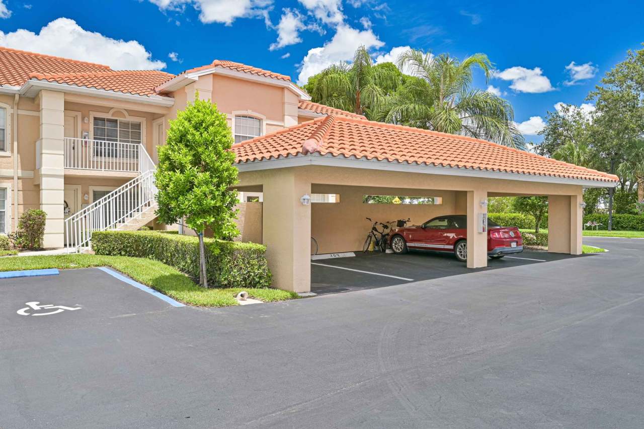 ** 2Bed / 2Bath - Beautiful Condo in Bonita Fairways **