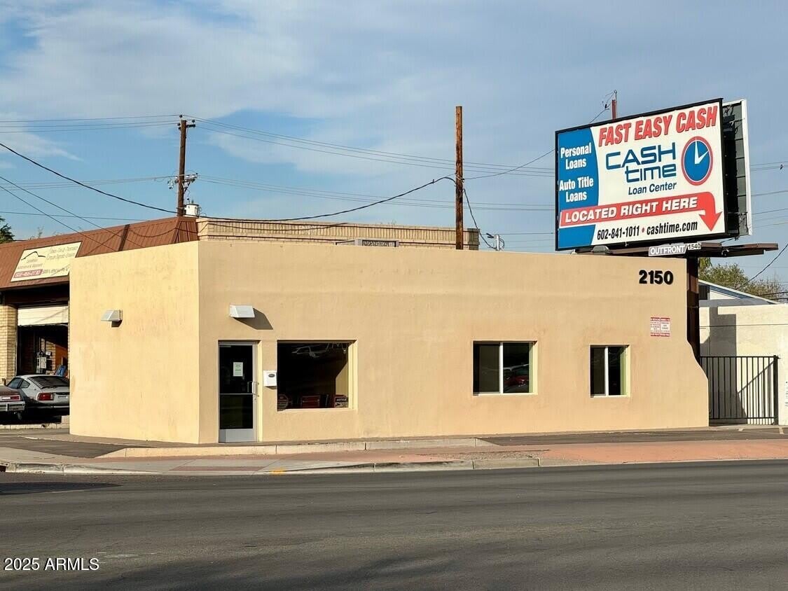 2144 W Camelback Road