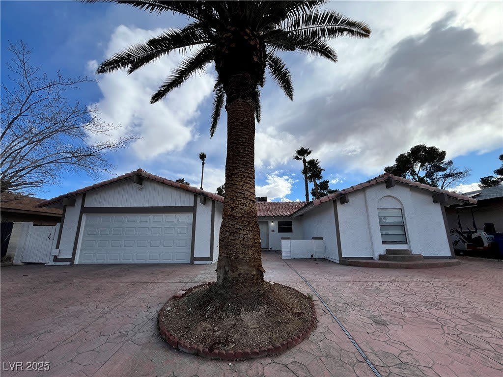 6191 Bullion Boulevard