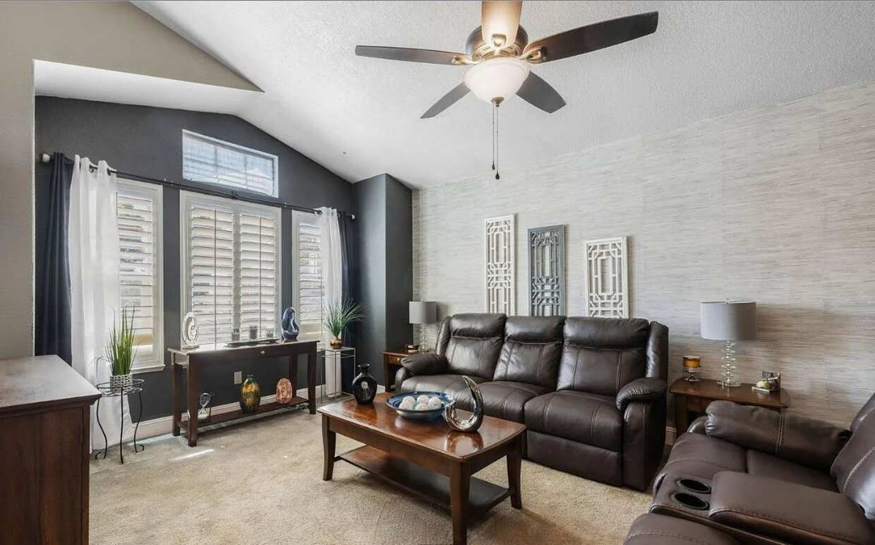 6438 Santa Catarina Way