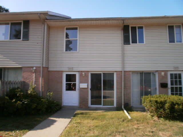 3406 Kenbrooke Court