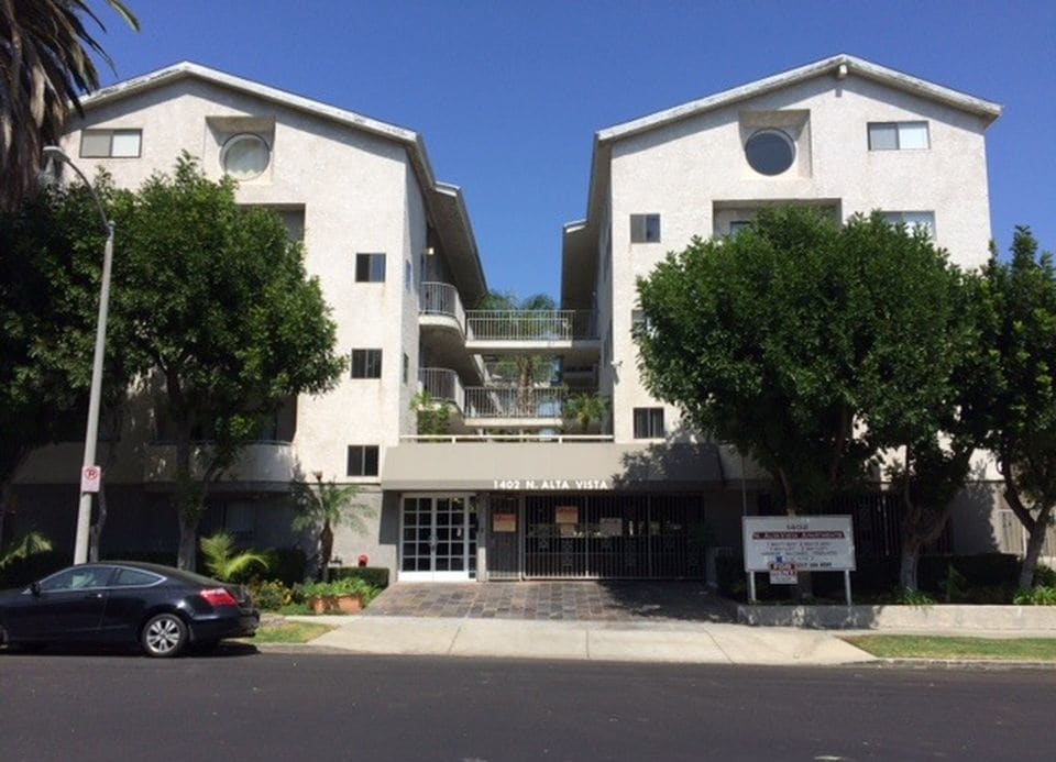 1402 N Alta Vista Blvd
