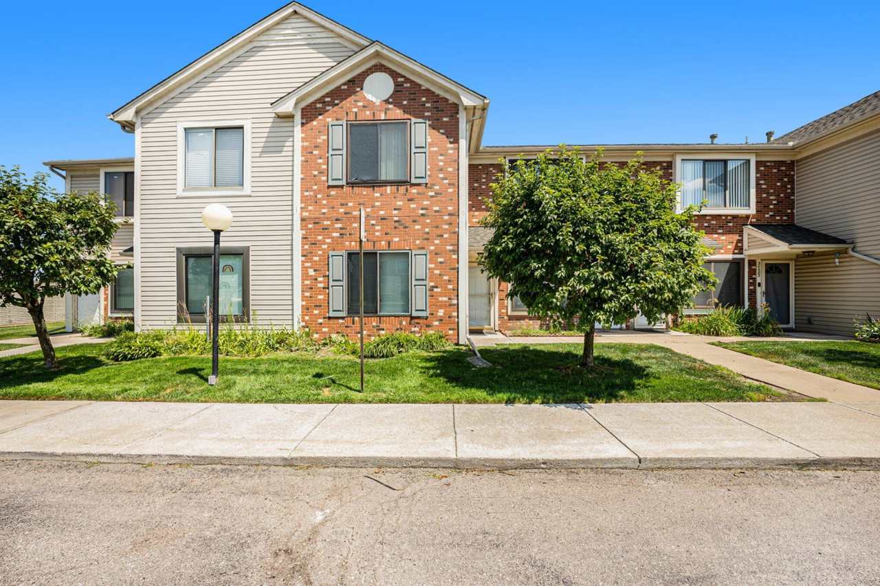 30685 Hidden Pines Lane Lane