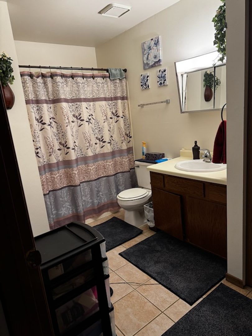 Cozy 1-Bedroom, 1-Bath Apartment in Onalaska - Perfect Location! $950 Available12/01/2025