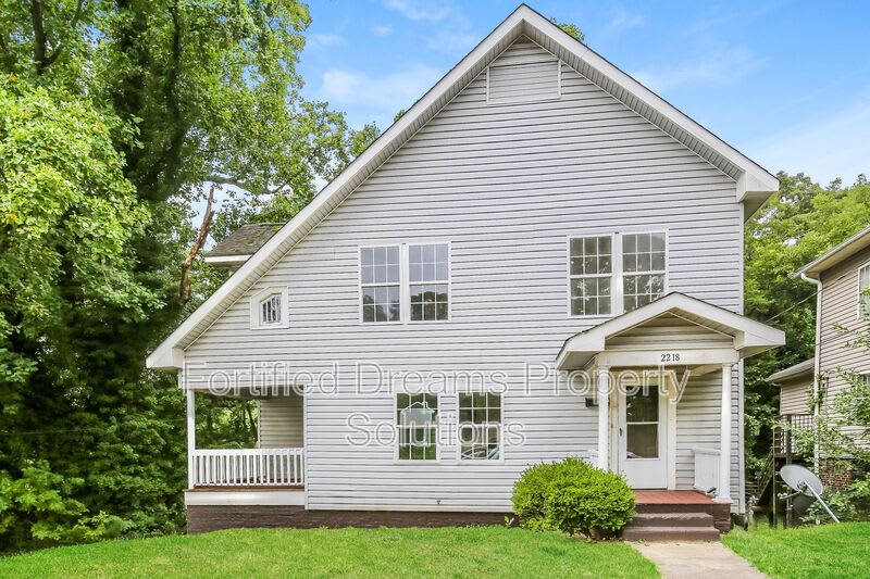 2218 Greenway Avenue Northwest