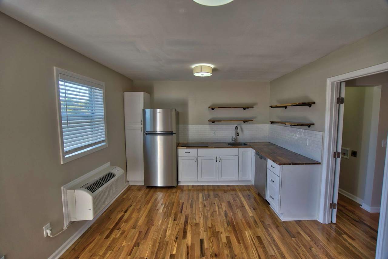 Alabama Avenue Flats