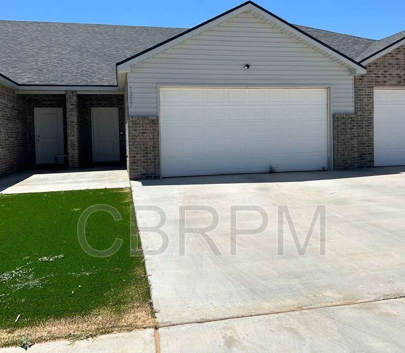 1205 N. Evanston Avenue