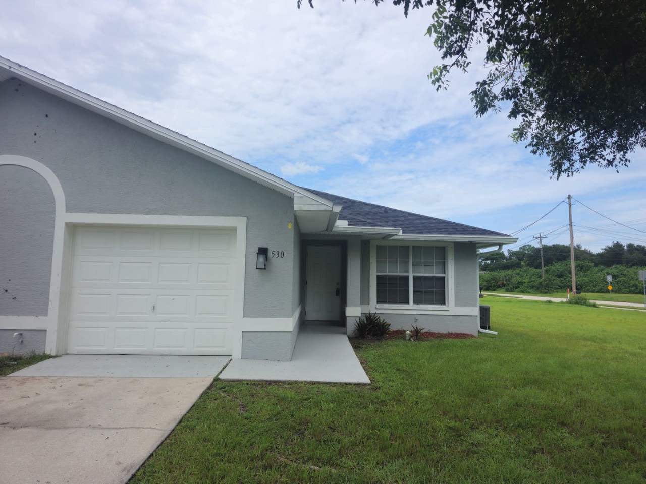 3 bedroom 2 bath 1 car garage duplex