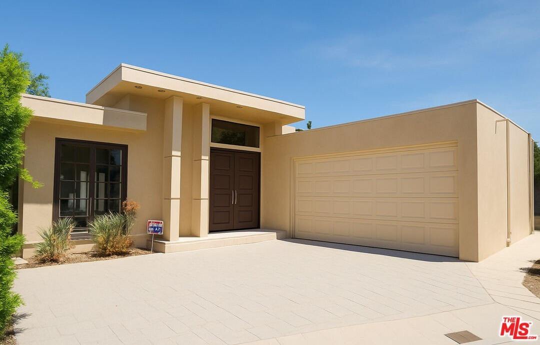 3873 Beverly Ridge Dr