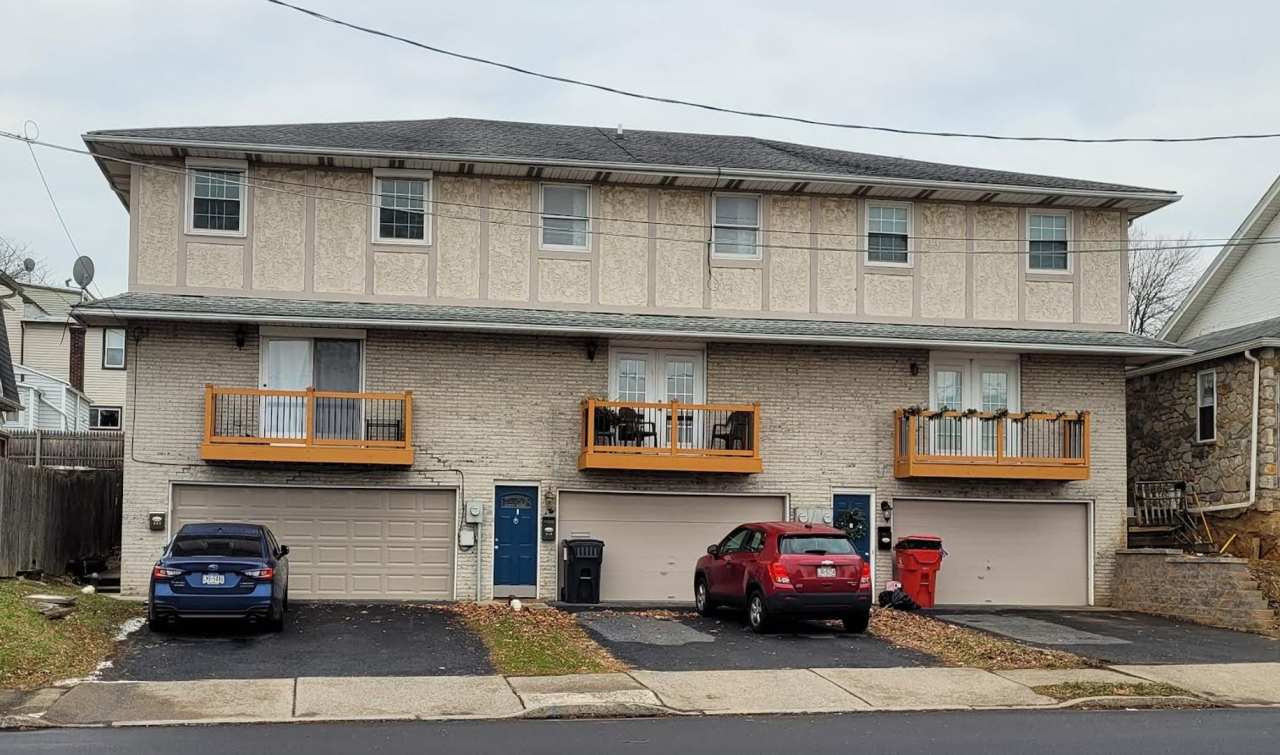 Very nice 3 bedroom Bethlehem Townhouse